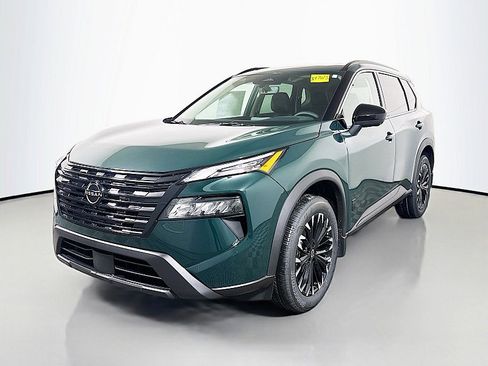 New 2026 Nissan Rogue SV image 3