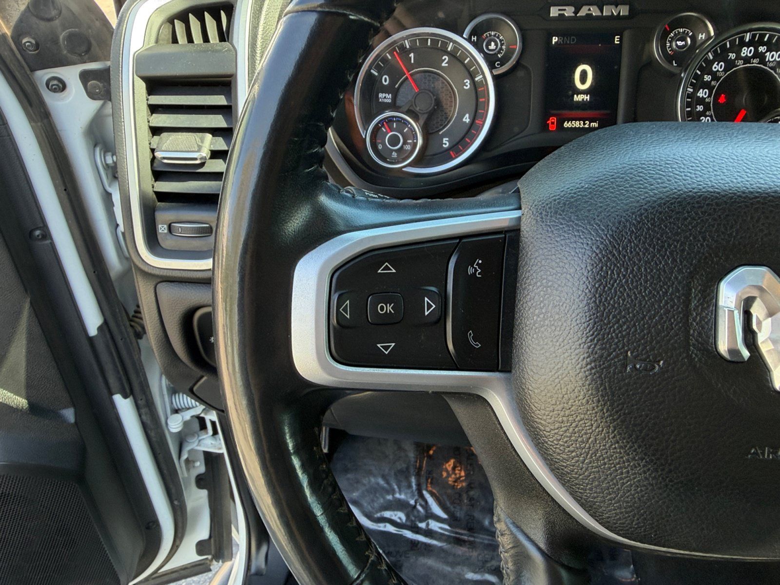 Used 2023 RAM 3500 Big Horn w/ Level 1 Equipment Group AWD/4WD image 15