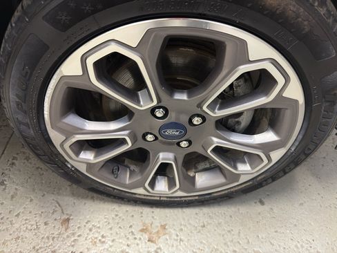 Used 2020 Ford EcoSport Titanium AWD/4WD image 30