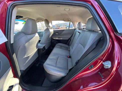 Used 2021 Toyota Venza XLE w/ Softex Package image 28