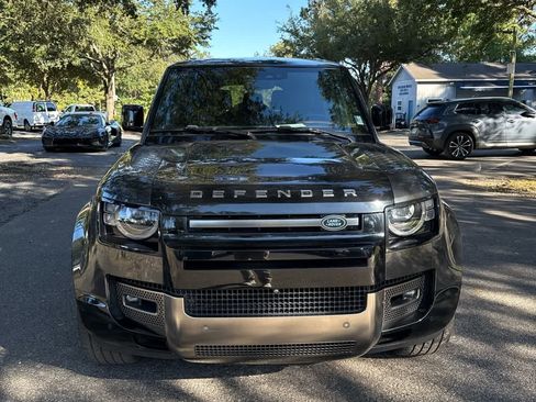 Used 2023 Land Rover Defender 130 X image 8