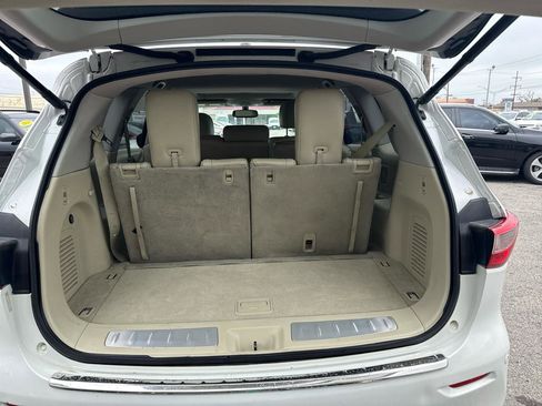 Used 2013 INFINITI JX35 AWD w/ Premium Pkg image 8
