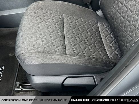 Certified 2025 Nissan Kicks SV image 17