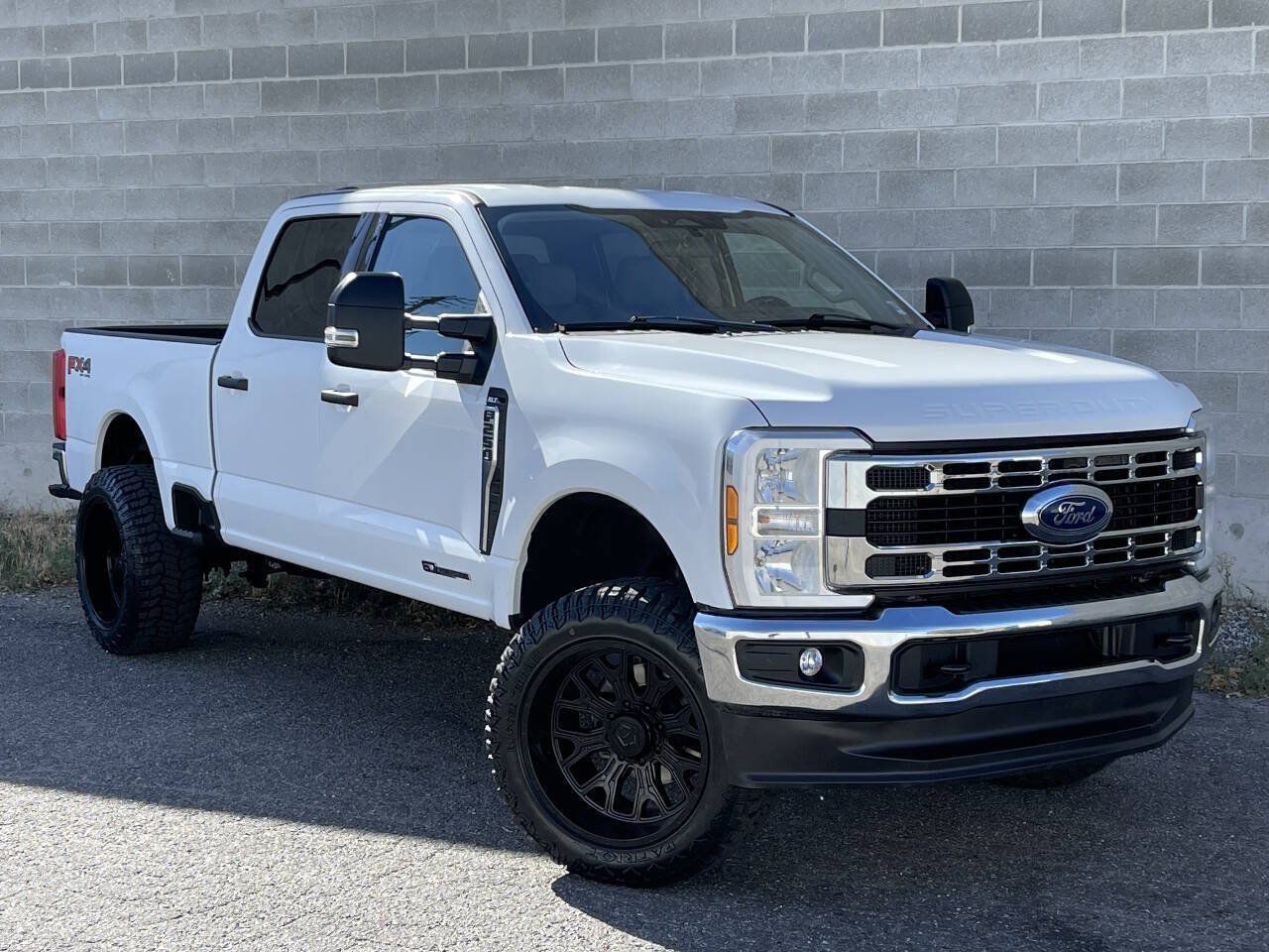 Used 2024 Ford F250 XLT w/ FX4 Off-Road Package AWD/4WD image 1