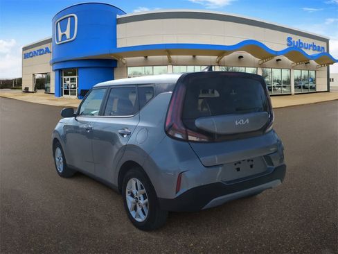 Used 2024 Kia Soul LX w/ Option Group 015 image 6