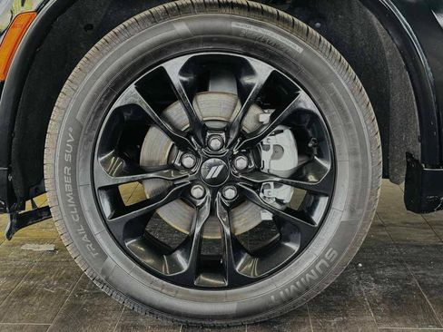 Used 2025 Dodge Durango GT AWD/4WD image 29