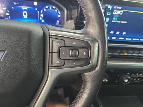 Used 2023 Chevrolet Silverado 1500 LT w/ Z71 Off-Road Package AWD/4WD image 18