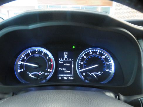 Used 2016 Toyota Highlander XLE FWD image 36