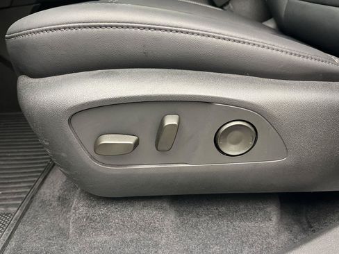 Used 2026 GMC Acadia Elevation w/ Black Edition AWD/4WD image 10