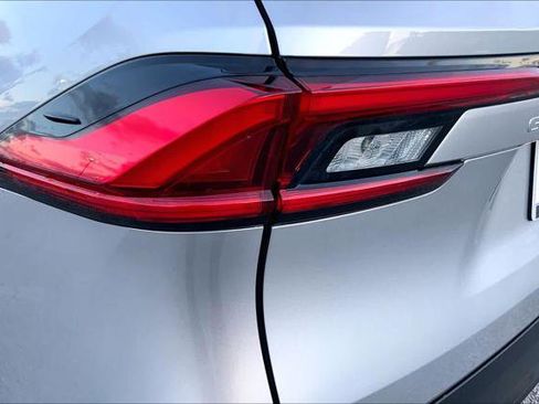 Certified 2024 Toyota Grand Highlander XLE image 28