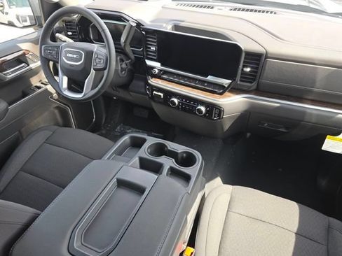 New 2026 GMC Sierra 1500 SLE AWD/4WD image 25