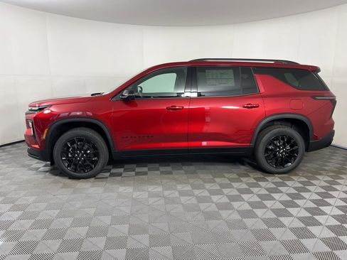 New 2026 Chevrolet Traverse LT w/ Midnight/Sport Edition image 2