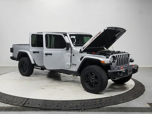 Used 2022 Jeep Gladiator Mojave w/ Trailer Tow Package AWD/4WD image 9