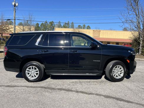 Used 2022 Chevrolet Tahoe LT image 3