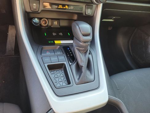 Certified 2024 Toyota RAV4 XLE FWD image 15