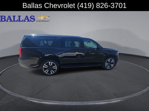 Certified 2018 Chevrolet Suburban Premier AWD/4WD image 9