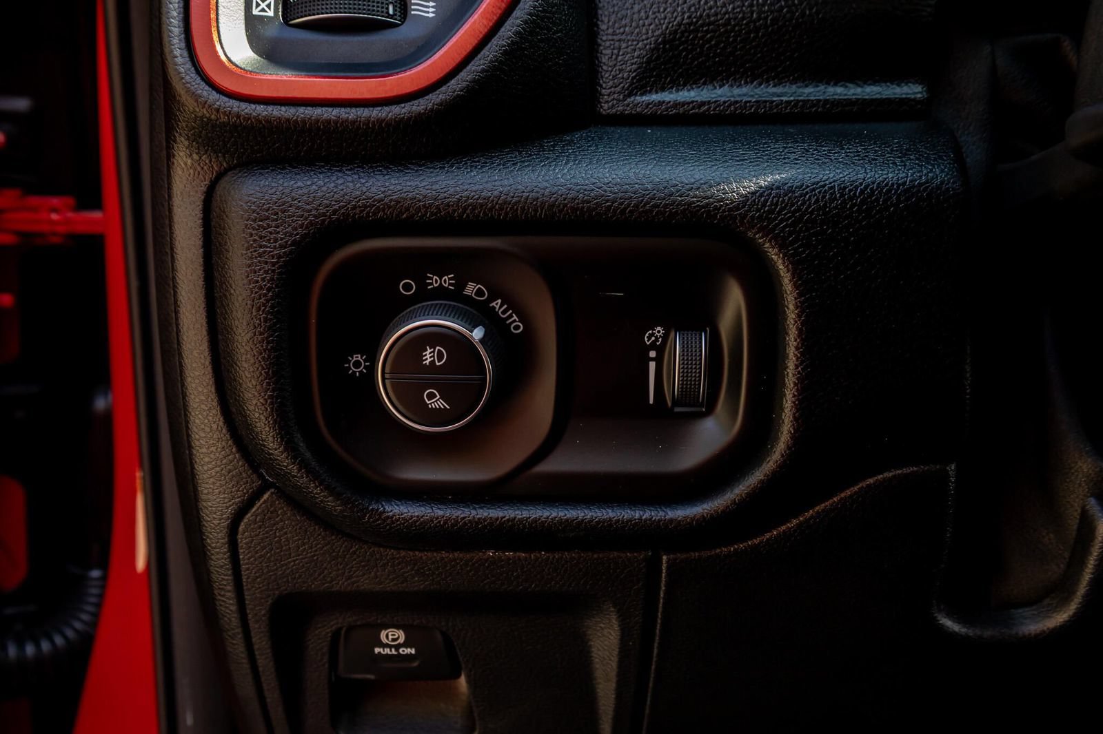 Used 2021 RAM 1500 Rebel AWD/4WD image 22