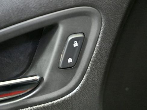 Used 2016 Chevrolet Colorado LT w/ LT Convenience Package image 47