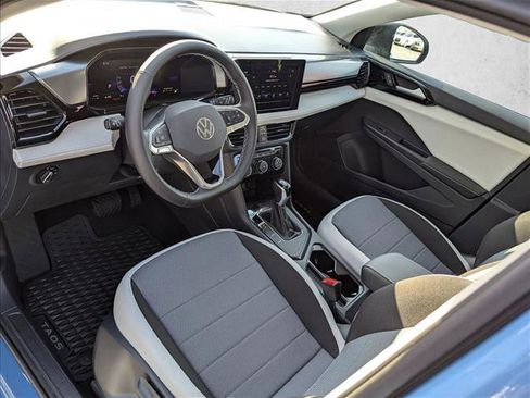Used 2025 Volkswagen Taos S image 3