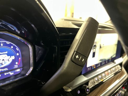 Used 2024 Chevrolet Silverado 3500 LT w/ Z71 Sport Edition image 26