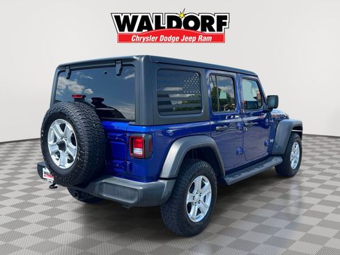 Used 2018 Jeep Wrangler Unlimited Sport S AWD/4WD image 6