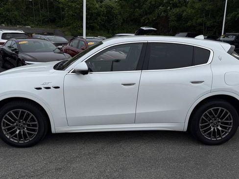 Used 2023 Maserati Grecale GT AWD/4WD image 12