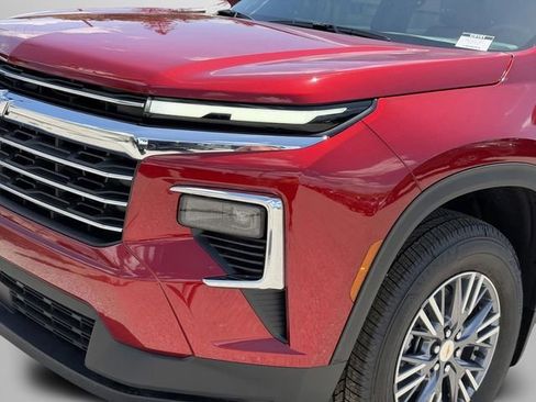 New 2026 Chevrolet Traverse LT FWD image 35