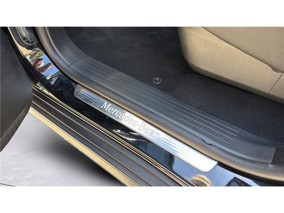 Used 2024 Mercedes-Benz GLS 450 4MATIC image 10