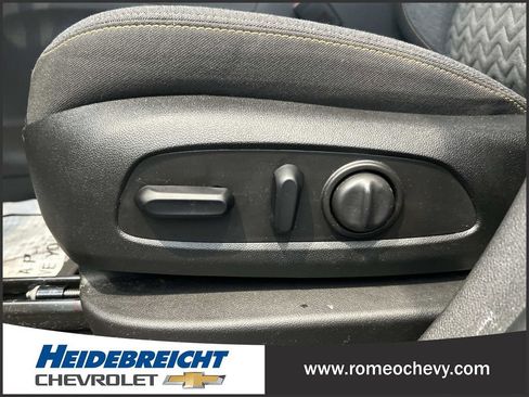 Used 2024 Chevrolet Equinox LT w/ LPO, Floor Liner Package image 15