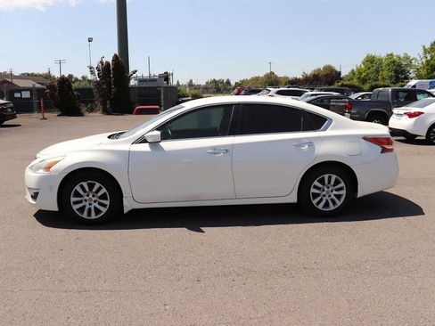 Used 2015 Nissan Altima 2.5 S w/ Power Driver Seat Package FWD image 8