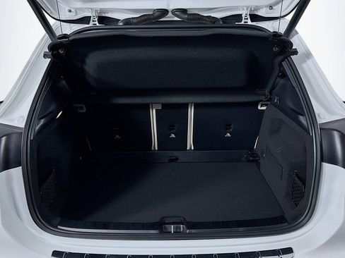 New 2026 Mercedes-Benz GLA 250 image 22