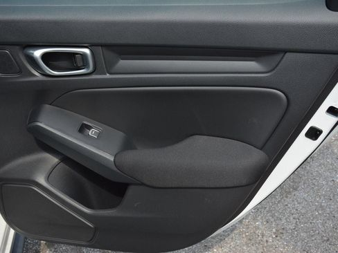 Used 2023 Honda Civic Sport image 16
