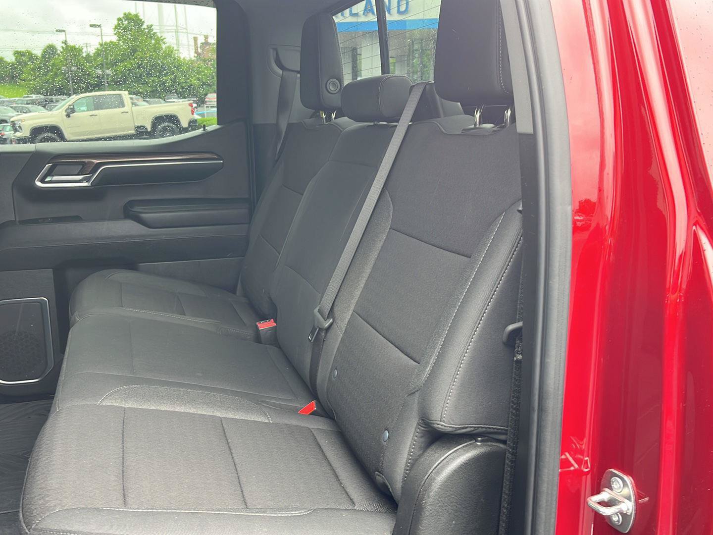 Used 2024 Chevrolet Silverado 1500 LT AWD/4WD image 23