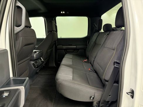 Used 2025 Ford F150 STX w/ Equipment Group 200A RWD image 19