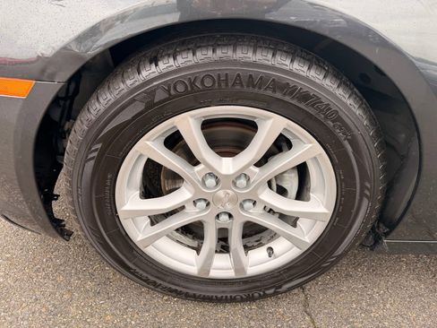 Used 2014 Chevrolet Camaro LT image 2