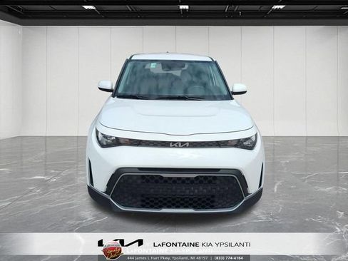 Used 2025 Kia Soul LX w/ LX Technology Package image 3