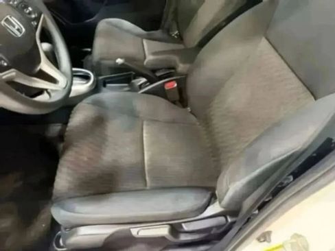 Used 2020 Honda Fit EX image 40