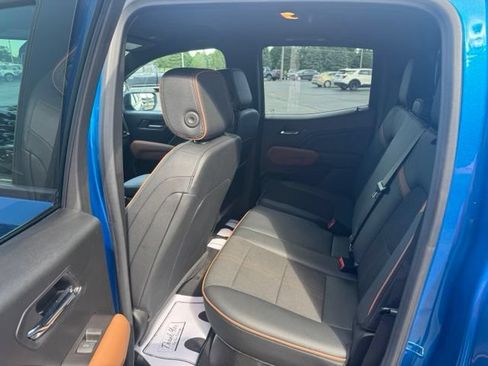 Used 2024 GMC Canyon AT4 w/ Canyon Safety Plus Package AWD/4WD image 10