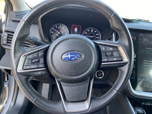Used 2024 Subaru Outback Premium AWD/4WD image 29