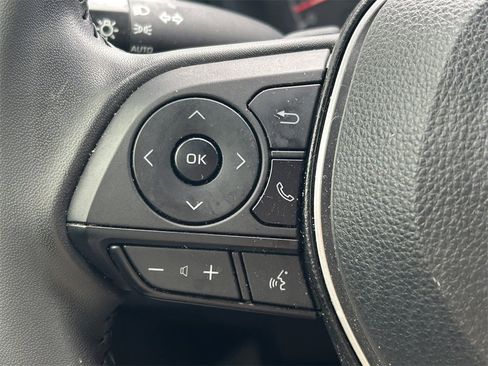 Used 2022 Toyota Corolla SE image 31