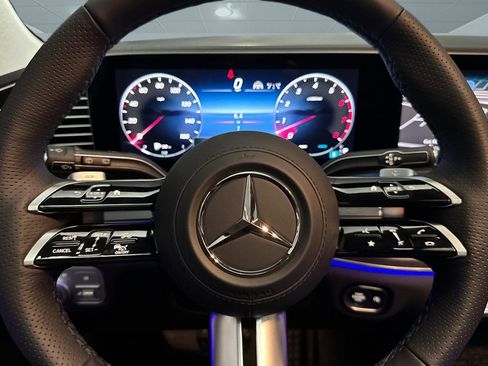 Used 2026 Mercedes-Benz GLS 450 450 image 15