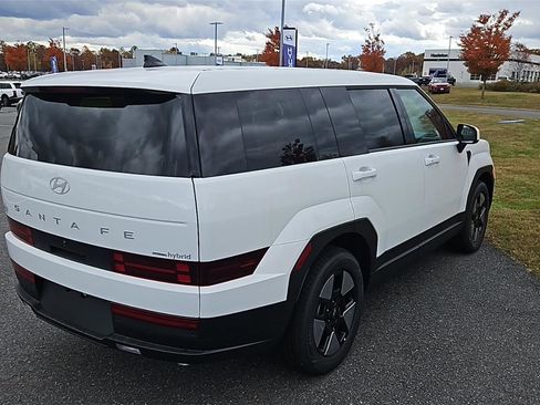 New 2026 Hyundai Santa Fe SE image 7