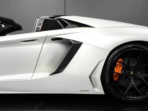 Used 2014 Lamborghini Aventador LP 700-4 AWD/4WD image 22