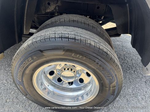 Used 2015 RAM 3500 Laramie w/ Convenience Group AWD/4WD image 9