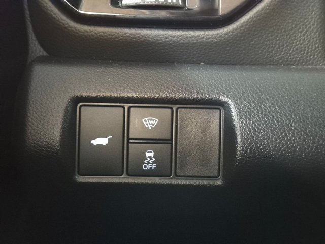 Used 2025 Honda Pilot TrailSport image 11