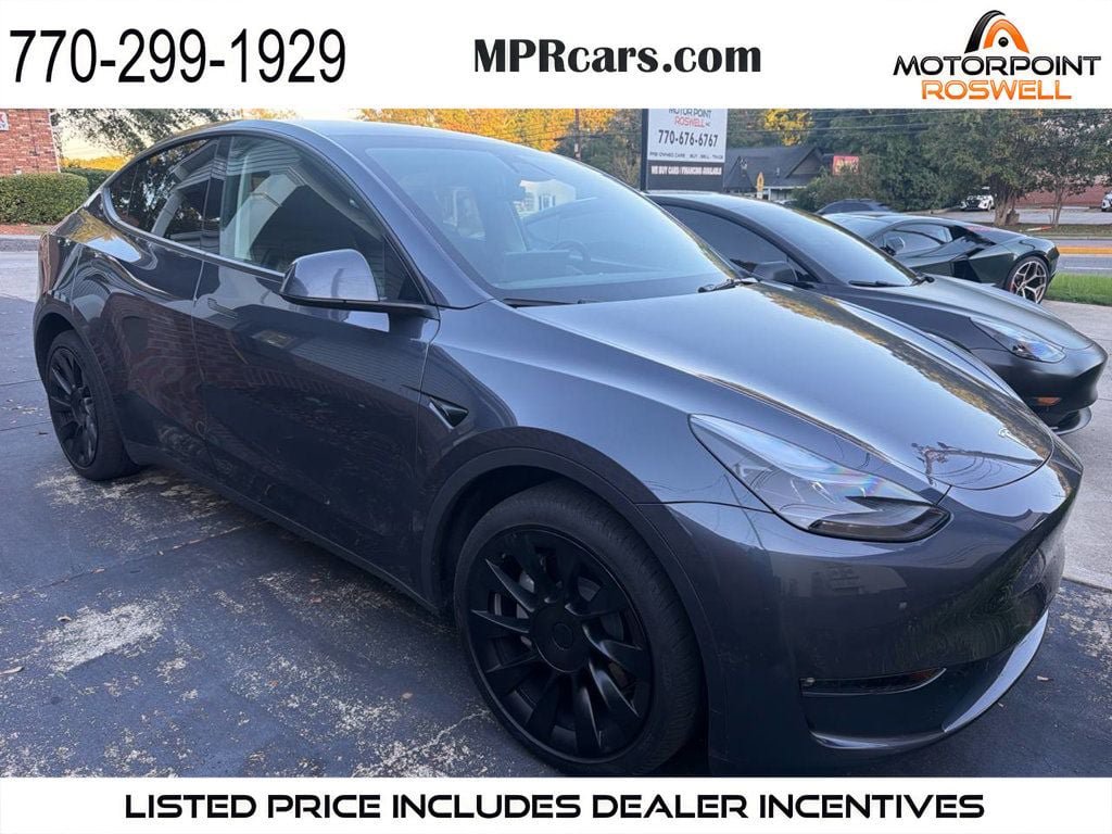 Used 2023 Tesla Model Y 2WD image 1