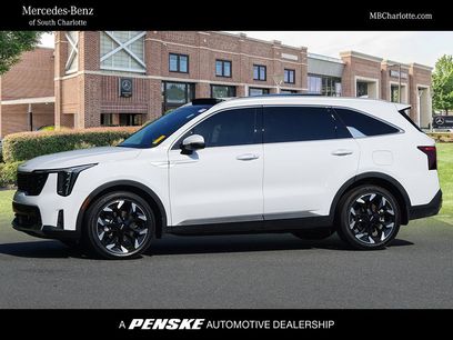 Used 2025 Kia Sorento EX w/ Panoramic Sunroof Package