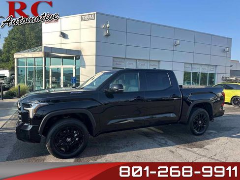 Used 2025 Toyota Tundra Limited AWD/4WD image 1