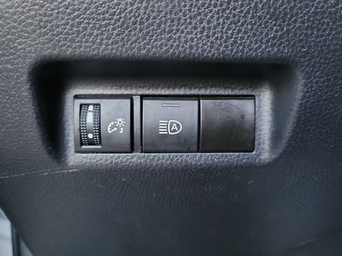 Used 2023 Toyota RAV4 LE FWD image 26