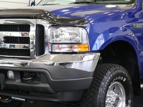 Used 2003 Ford F350 XLT image 12